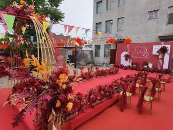 慶典會展租賃服務 桁架、鋁架、奠基篷房與背景墻的全方位解決方案